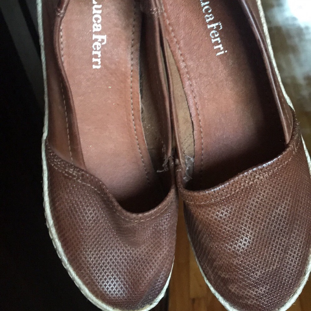 Brown flats